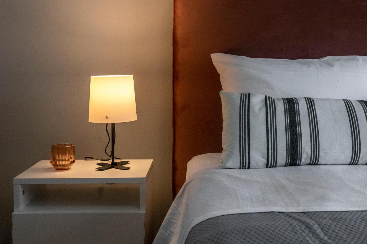 Athenian Center Apartament *